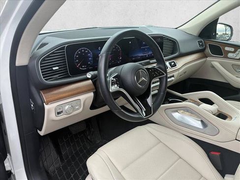 Used 2024 Mercedes-Benz GLE 350 4MATIC image 8