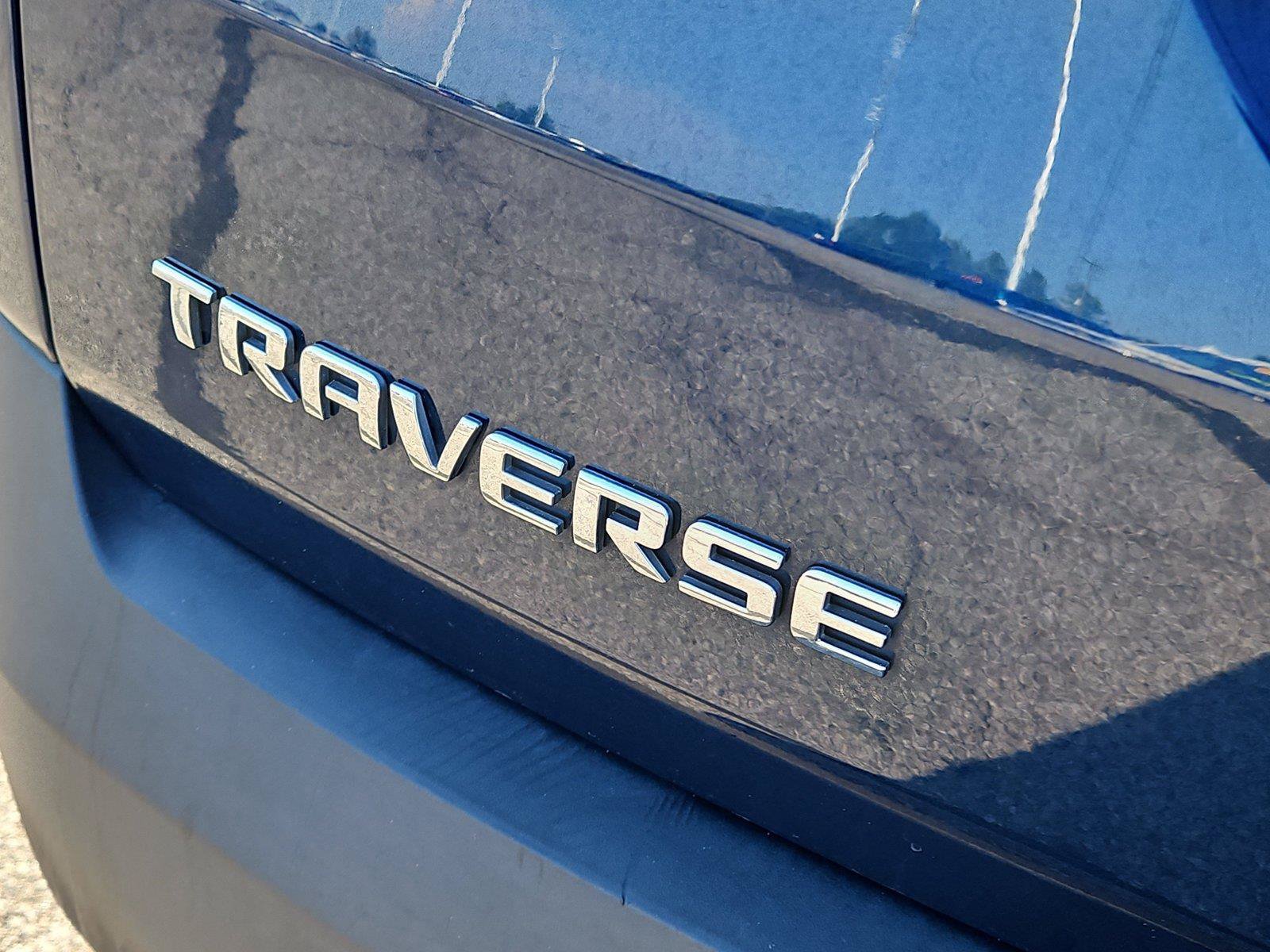 Used 2023 Chevrolet Traverse LT FWD image 6