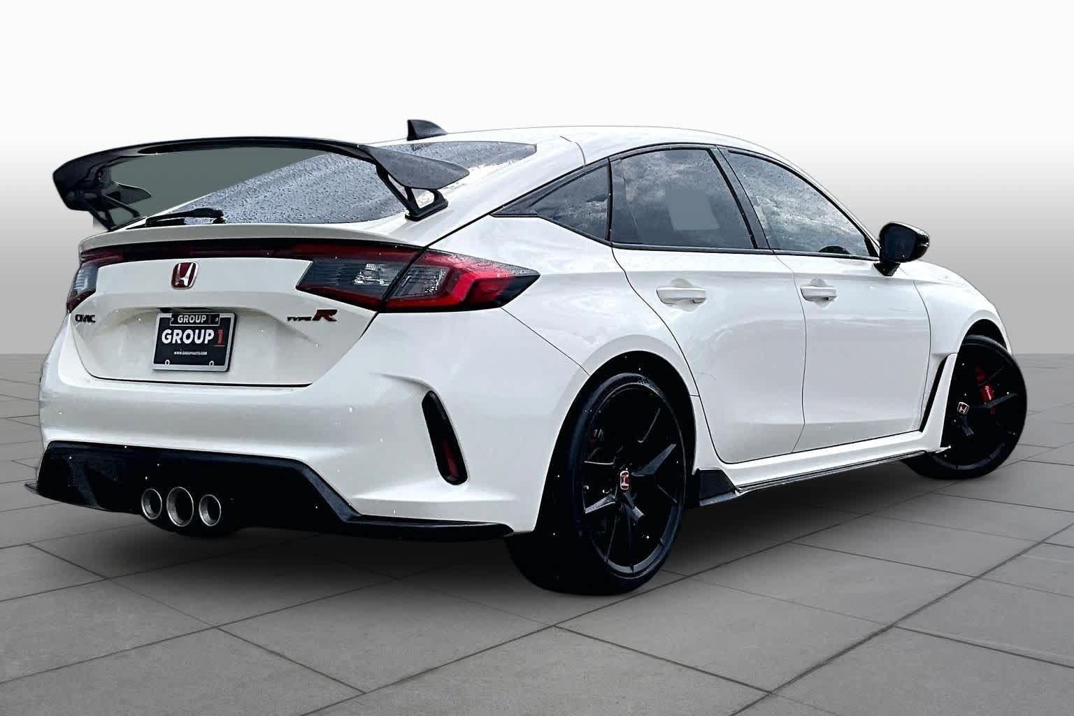 Used 2025 Honda Civic Type R image 12