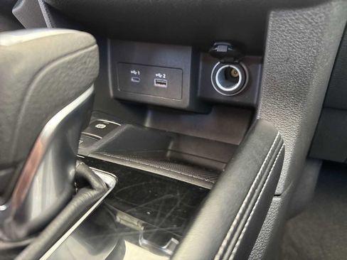 Used 2023 Nissan Kicks SV FWD image 32