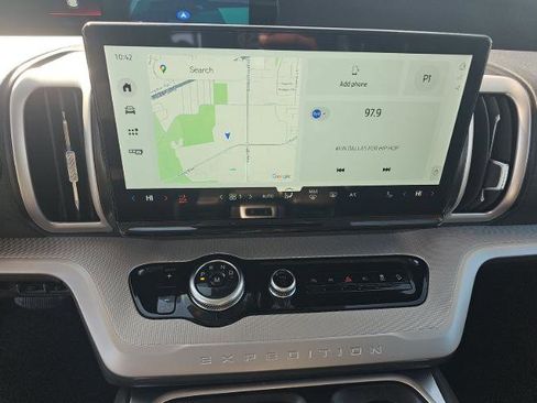 Used 2025 Ford Expedition Max Active image 14