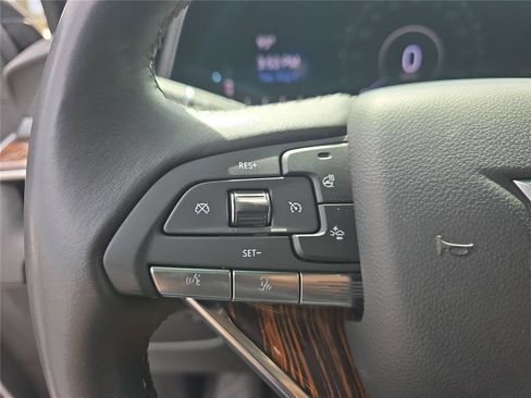 Used 2022 Cadillac Escalade Luxury AWD/4WD image 25
