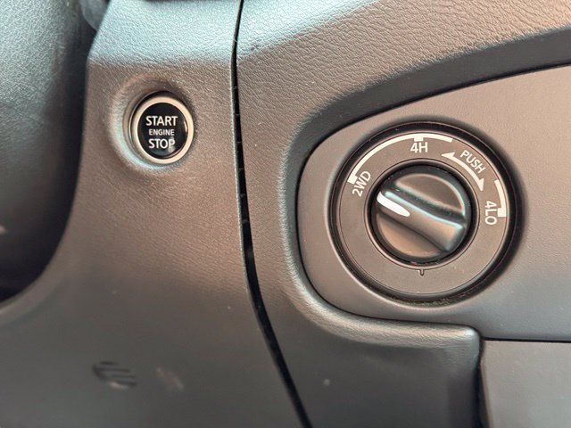 Used 2023 Nissan Frontier SV w/ Midnight Edition Package AWD/4WD image 18