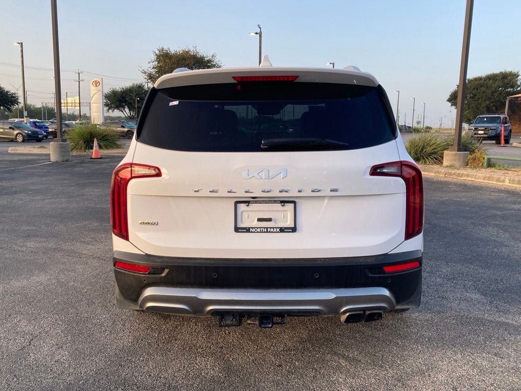 Used 2022 Kia Telluride SX w/ SX Prestige Package AWD/4WD image 6