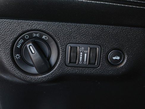 Used 2020 Dodge Challenger SRT Hellcat Redeye RWD image 31
