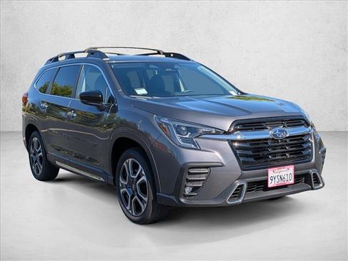 Used 2026 Subaru Ascent Touring AWD/4WD image 3