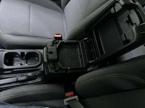 Used 2024 Jeep Gladiator Sport AWD/4WD image 25