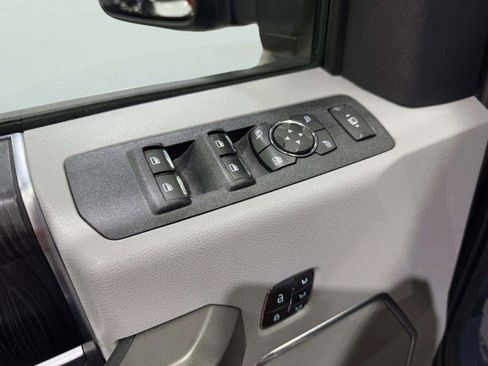 Used 2022 Ford F250 Limited w/ FX4 Off-Road Package image 26