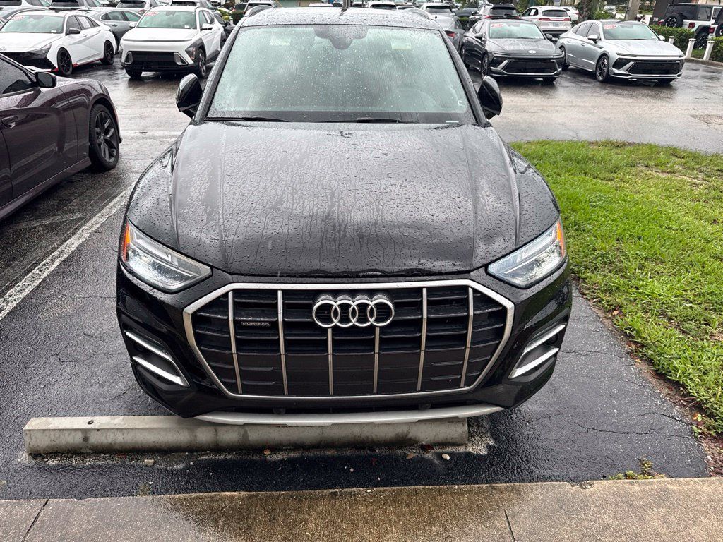 Used 2021 Audi Q5 2.0T Premium w/ Convenience Package AWD/4WD image 8
