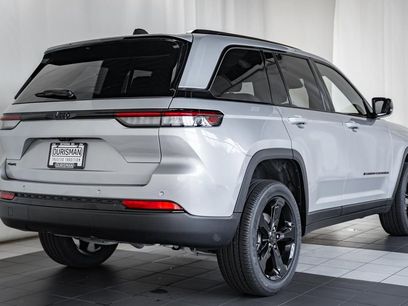 New 2025 Jeep Grand Cherokee Altitude
