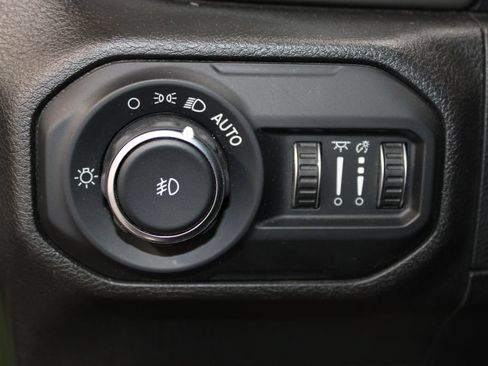 Used 2021 Jeep Wrangler Sport AWD/4WD image 30