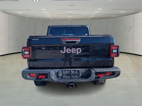 Used 2020 Jeep Gladiator Rubicon image 4