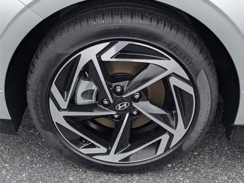 Used 2024 Hyundai Sonata SEL w/ Convenience Package image 9