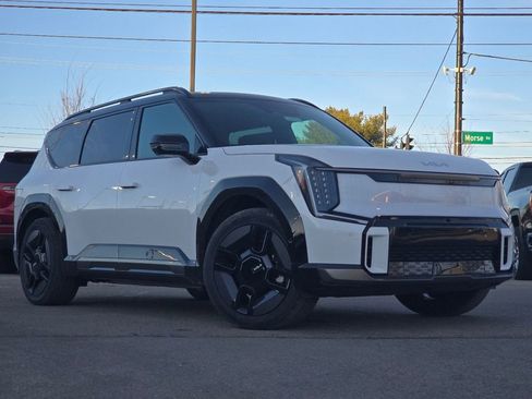 New 2026 Kia EV9 GT-Line image 2