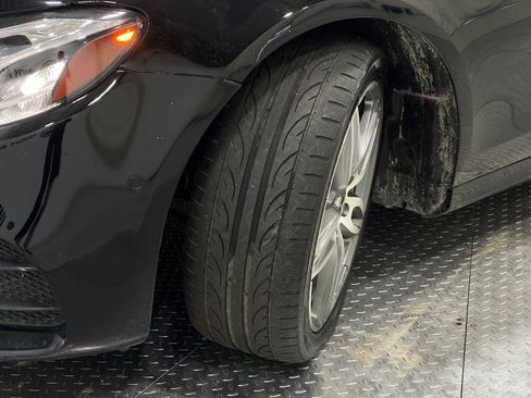 Used 2018 Mercedes-Benz E 300 image 36