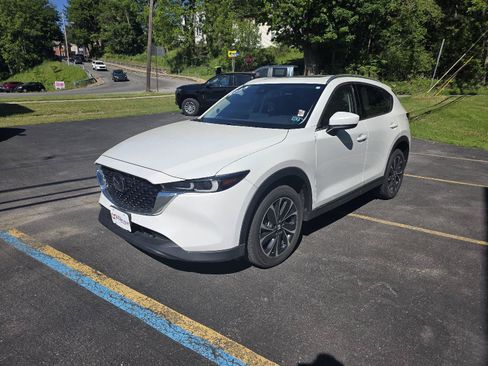 Used 2023 MAZDA CX-5 AWD 2.5 S w/ Premium Package image 4