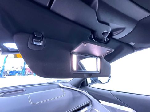 Used 2021 Chevrolet Corvette Stingray Preferred Cpe w/ Z51 Performance Package RWD image 36