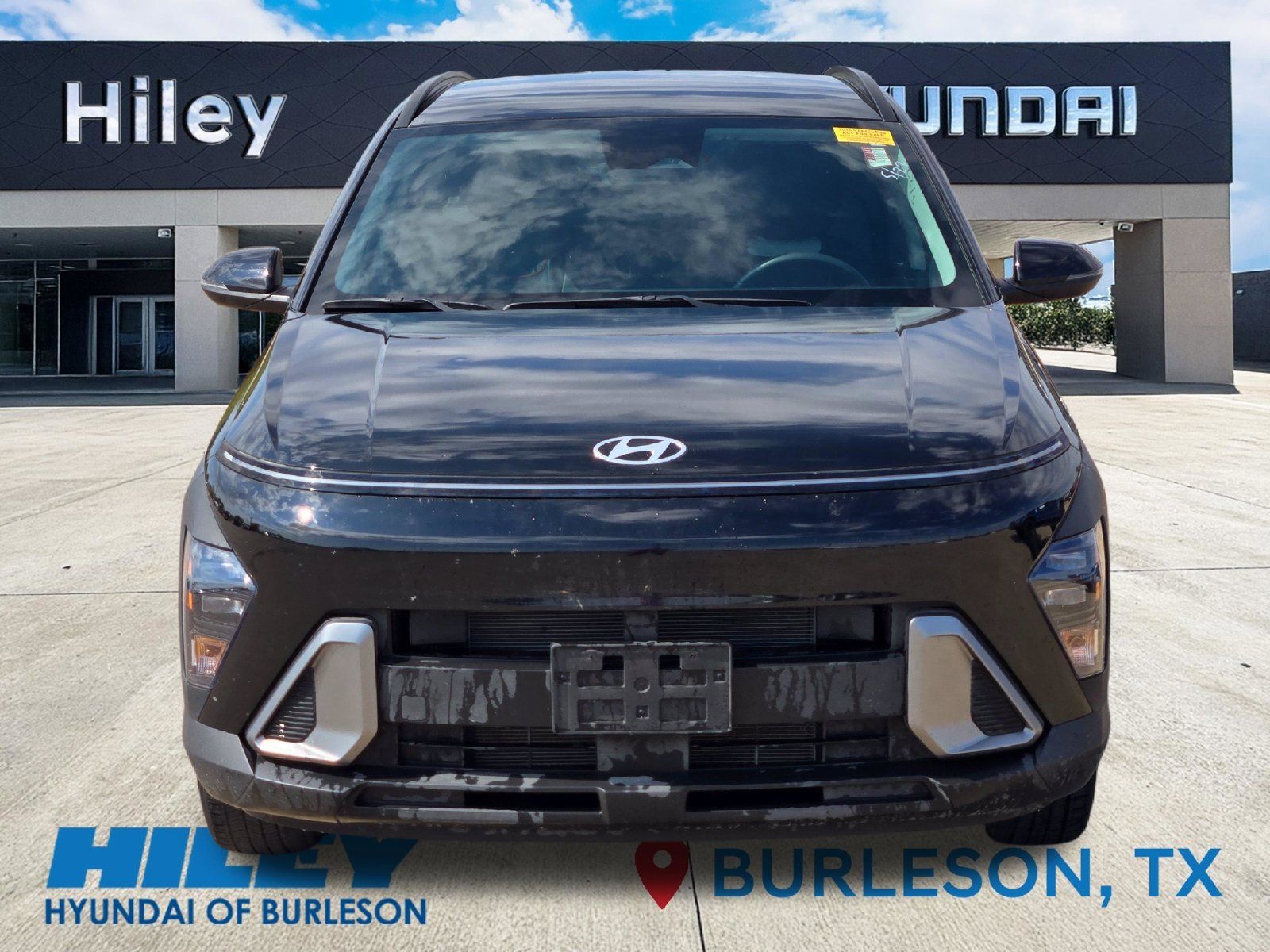 Used 2024 Hyundai Kona SEL w/ Convenience Package FWD image 8