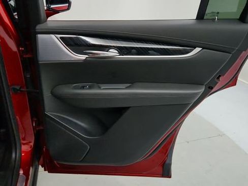 Certified 2024 Cadillac XT6 Premium Luxury image 23