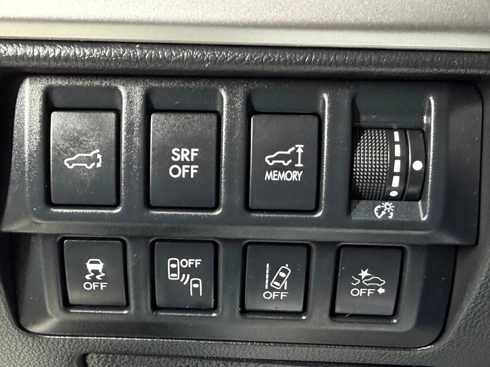 Used 2016 Subaru Outback 3.6R Limited AWD/4WD image 31