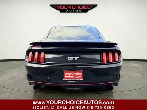 Used 2017 Ford Mustang GT RWD image 4