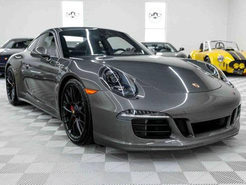 Used 2016 Porsche 911 GT3 RS image 5