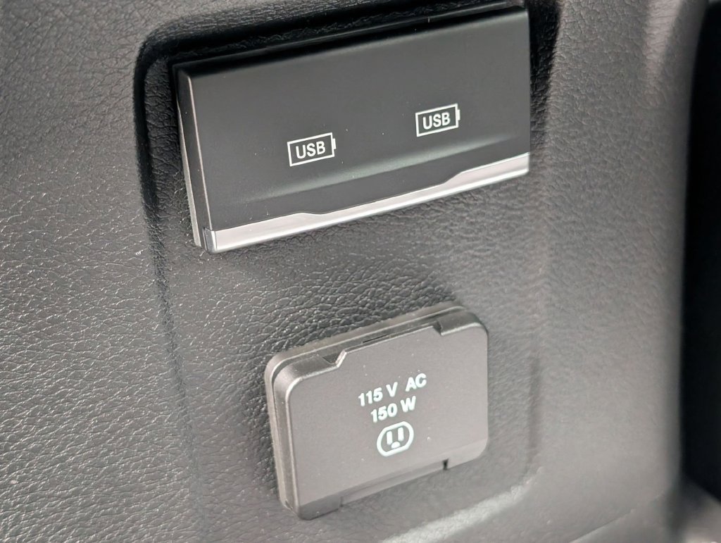 New 2026 Jeep Wrangler Unlimited Sahara AWD/4WD image 23