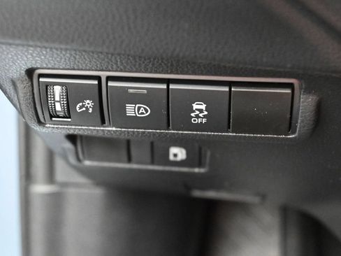 Used 2025 Toyota Corolla Cross AWD Hybrid image 13