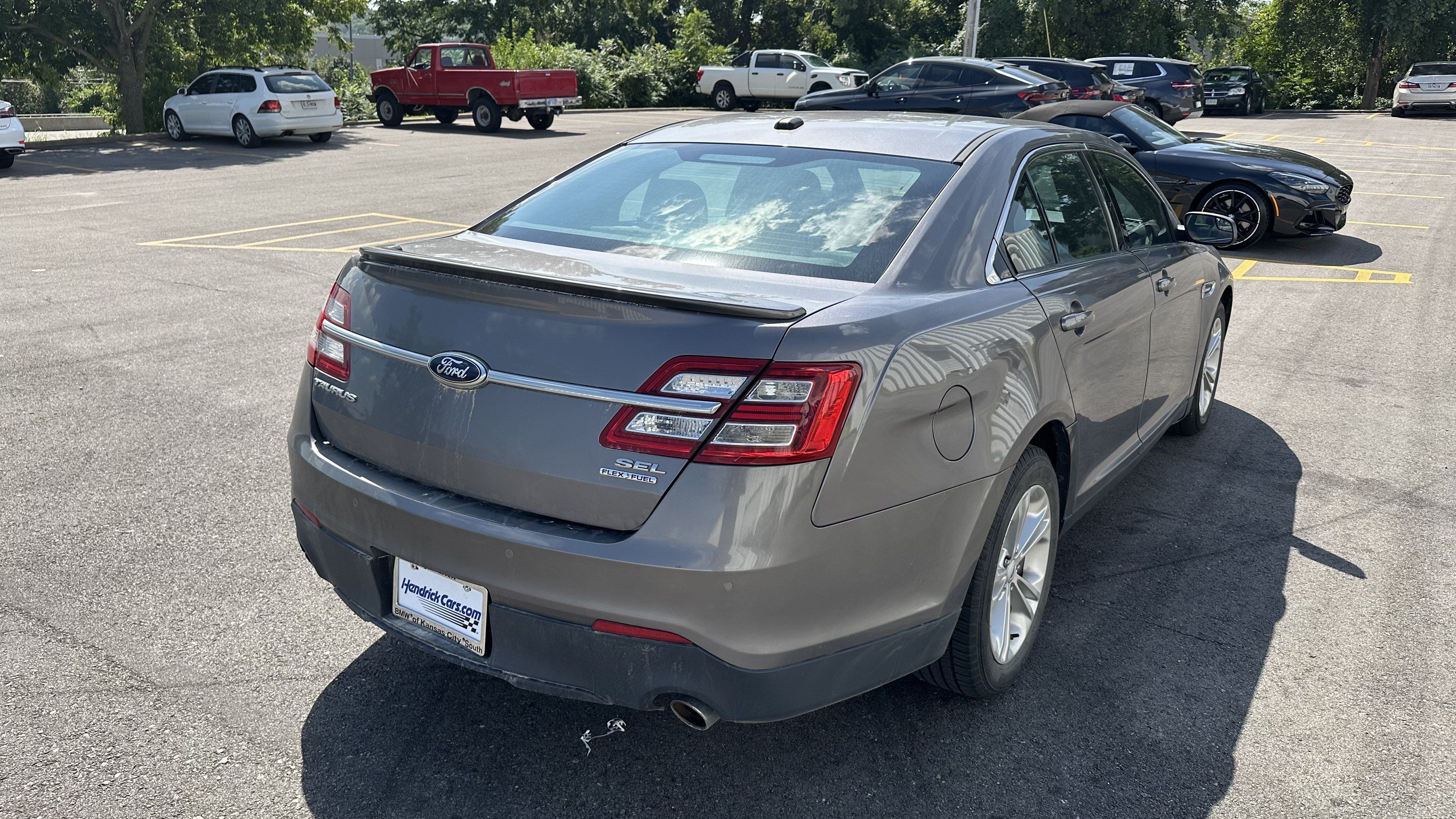 Used 2013 Ford Taurus SEL FWD image 10