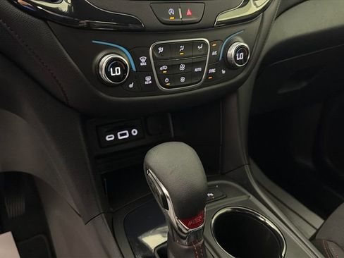 Certified 2024 Chevrolet Equinox RS FWD image 23