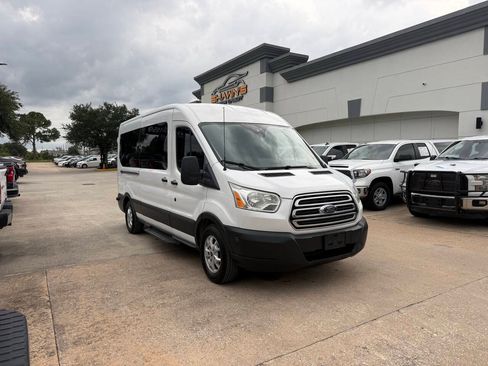 Used 2016 Ford Transit 350 XLT RWD image 2