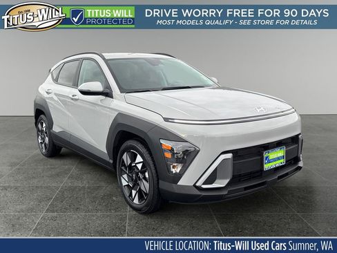 Used 2025 Hyundai Kona SEL image 1