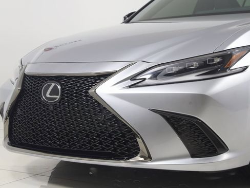 Used 2024 Lexus ES 300h F Sport image 58