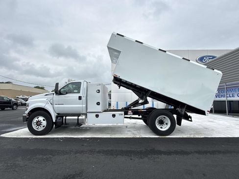 New 2026 Ford F650 2WD Regular Cab Super Duty image 6