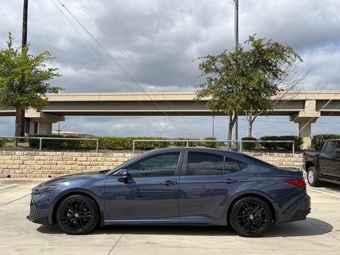 Used 2026 Toyota Camry SE w/ Convenience Package FWD image 7