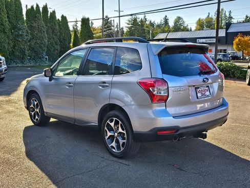 Used 2014 Subaru Forester 2.0XT Touring AWD/4WD image 5