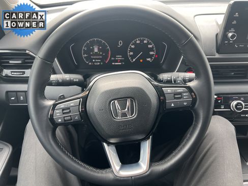 Used 2025 Honda Pilot EX-L image 18