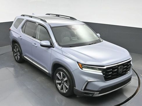 Certified 2024 Honda Pilot Touring image 35