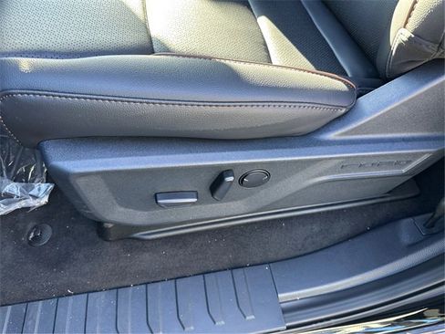 New 2026 Ford F250 Lariat w/ Black Appearance Package image 26