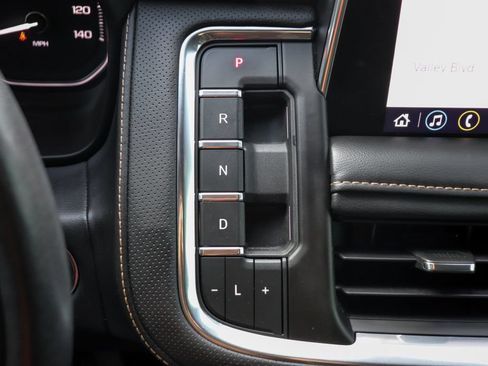 Used 2021 GMC Yukon XL AT4 w/ AT4 Premium Plus Package AWD/4WD image 36