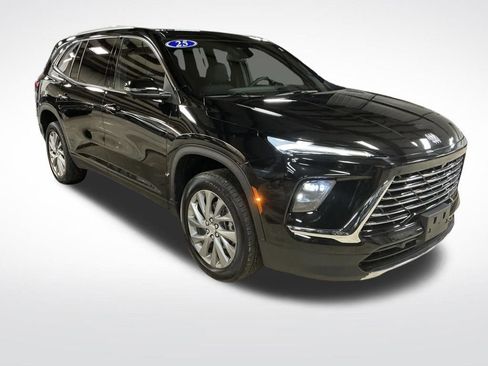Certified 2025 Buick Enclave Preferred AWD/4WD image 9