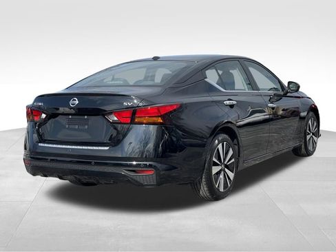 Certified 2023 Nissan Altima 2.5 SV FWD image 4