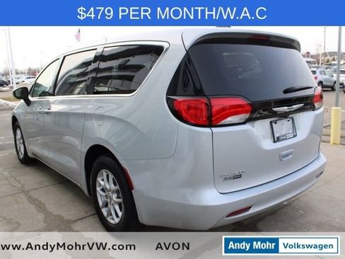 Used 2024 Chrysler Voyager LX image 4
