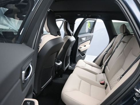 New 2026 Volvo XC60 B5 Plus AWD/4WD image 20