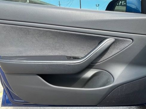 Used 2017 Tesla Model 3 Long Range image 32