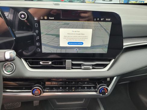 New 2026 Chevrolet Equinox LT w/ Convenience Package II FWD image 14