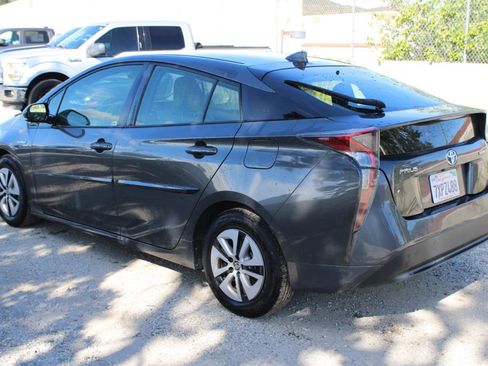 Used 2017 Toyota Prius Three w/ Carpet Mat Package FWD image 6