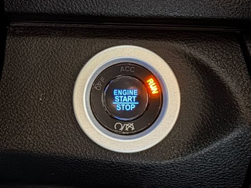Used 2022 RAM 1500 Warlock AWD/4WD image 46
