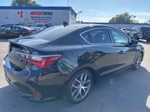 Used 2022 Acura ILX Premium Package image 4