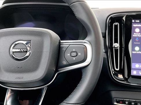 Certified 2023 Volvo XC40 Recharge Plus AWD/4WD image 27
